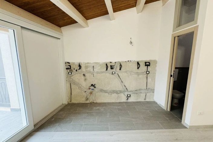 Image No.24-2 Bed Apartment for sale