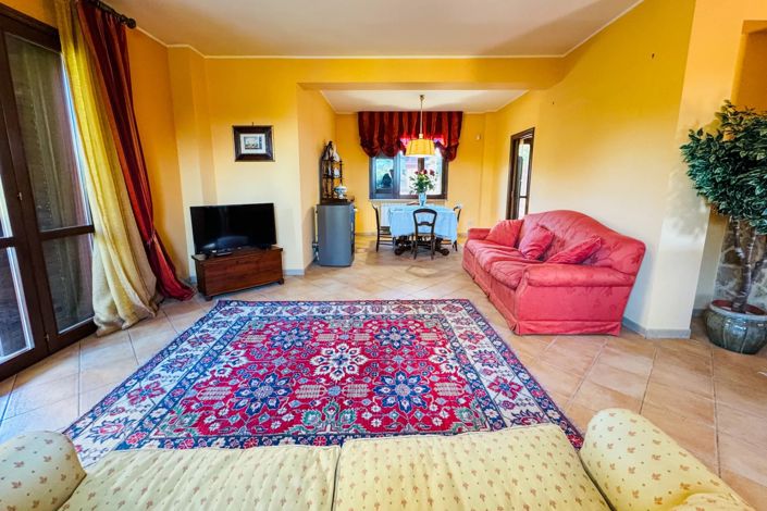 Image No.12-4 Bed Villa for sale