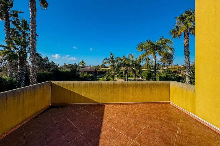 Image No.17-4 Bed Villa for sale