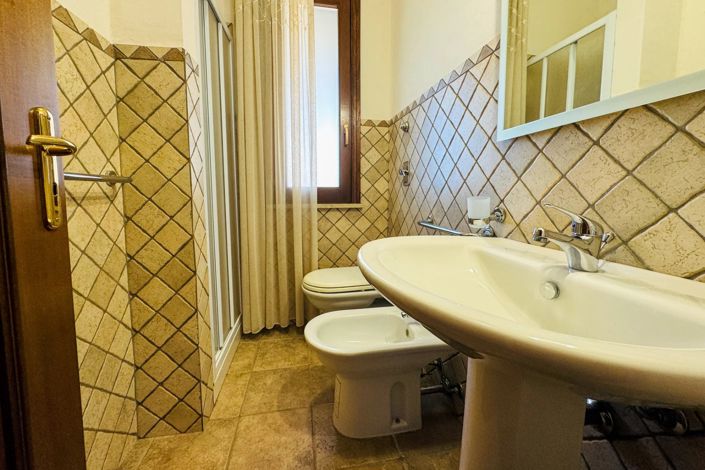 Image No.22-4 Bed Villa for sale