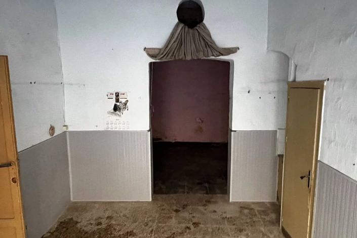 Image No.6-2 Bed House for sale