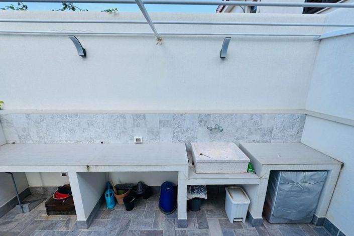 Image No.22-2 Bed Apartment for sale