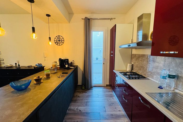 Image No.9-2 Bed Apartment for sale