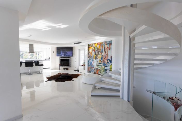 Image No.10-2 Bed Villa for sale