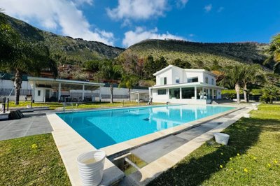 069b7a626fd61b11c444346ffd594154b48f4c52c8192