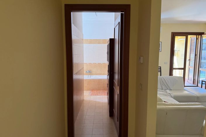 Image No.18-2 Bed Apartment for sale