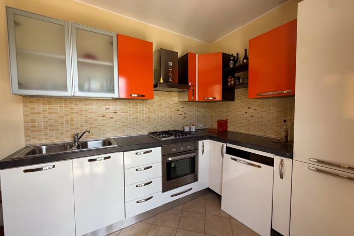 Image No.5-2 Bed Apartment for sale