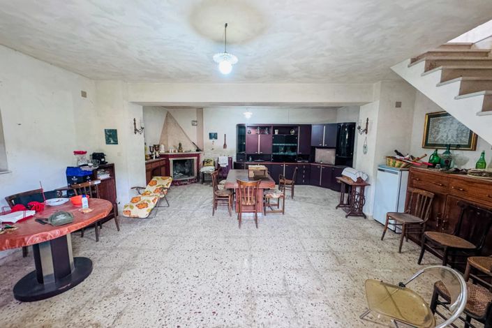 Image No.12-3 Bed House for sale