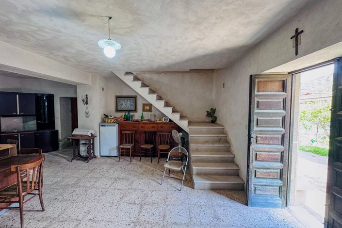 Image No.16-3 Bed House for sale