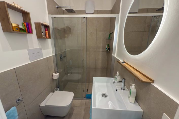 Image No.17-2 Bed Villa for sale