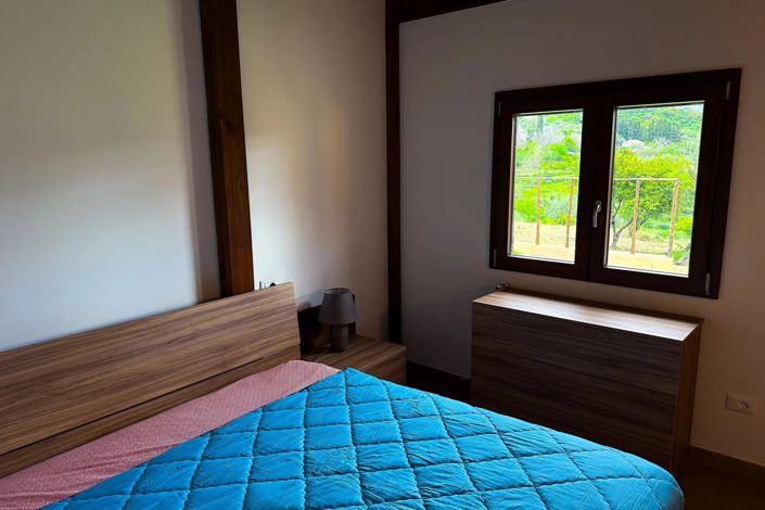 Image No.21-10 Bed Apartment for sale