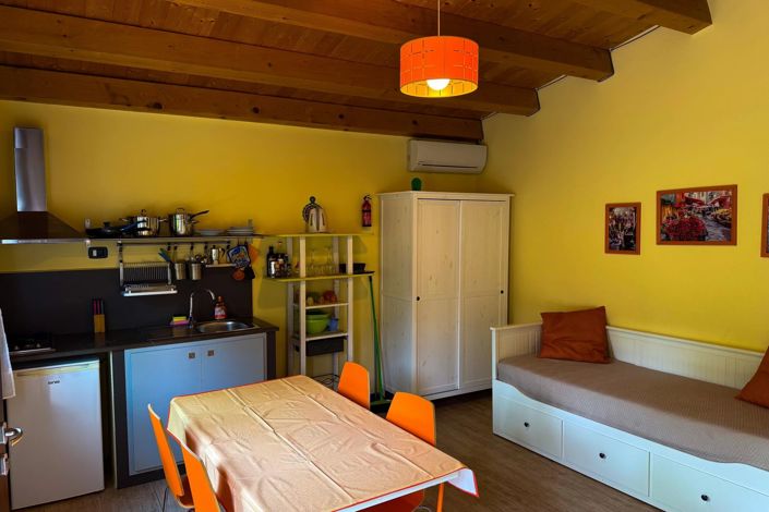 Image No.28-10 Bed Apartment for sale