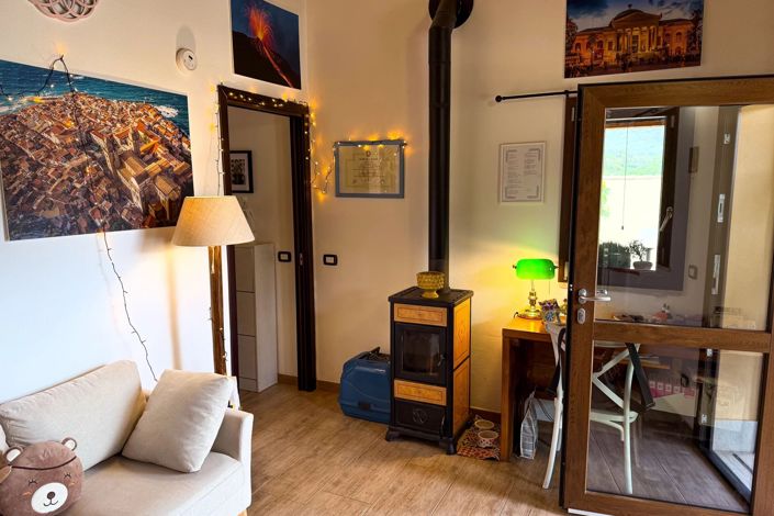 Image No.9-10 Bed Apartment for sale