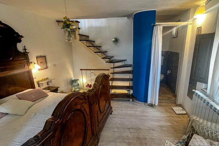 Image No.14-1 Bed House for sale