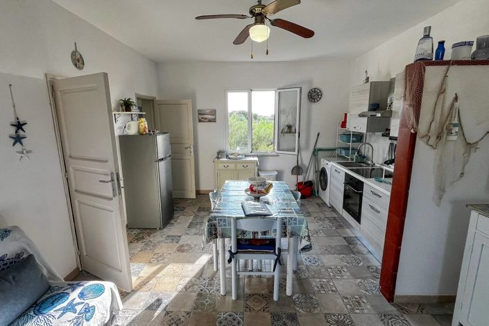 Image No.12-4 Bed House for sale