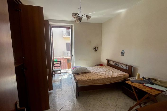 Image No.12-2 Bed Apartment for sale