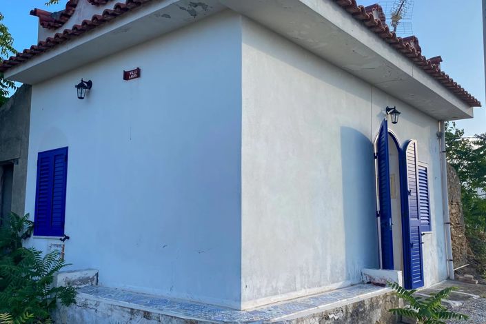 Image No.12-1 Bed House for sale