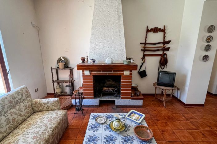 Image No.5-4 Bed House for sale