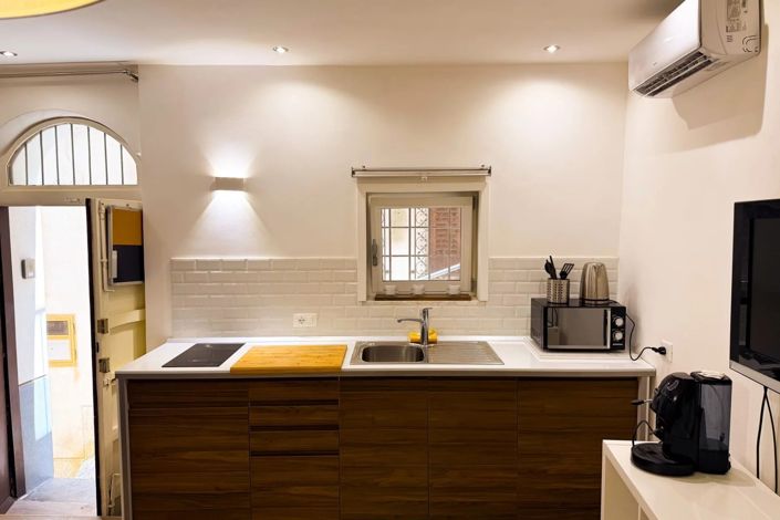 Image No.5-1 Bed House for sale