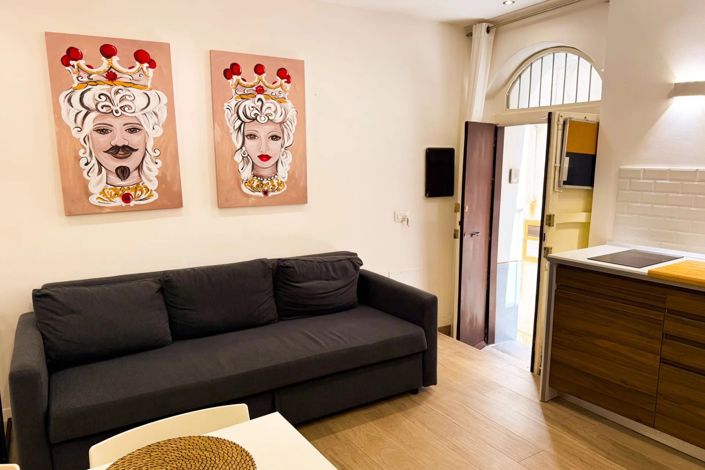 Image No.6-1 Bed House for sale