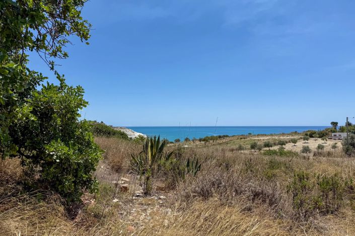 Image No.4-4 Bed Villa for sale