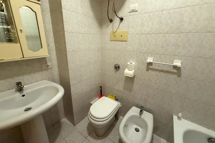 Image No.7-Apartment for sale