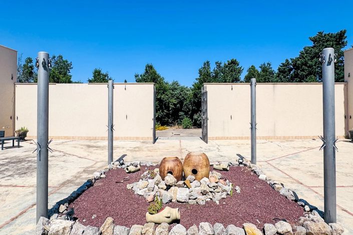 Image No.30-6 Bed House for sale