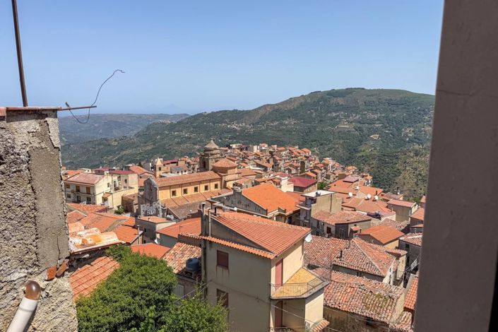 Image No.1-3 Bed Apartment for sale