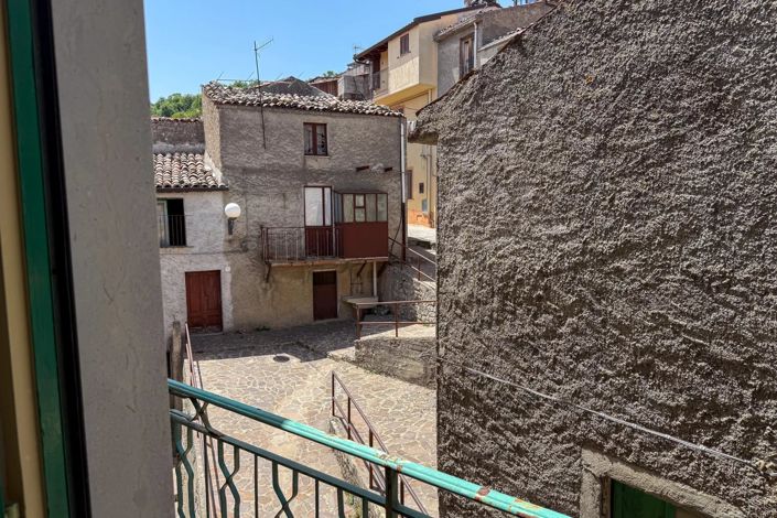 Image No.11-3 Bed Apartment for sale