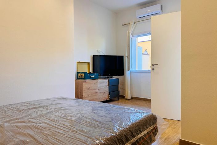 Image No.28-2 Bed Apartment for sale