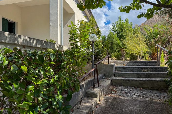 Image No.29-2 Bed House for sale