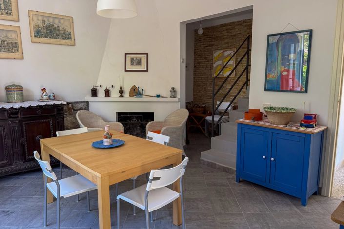 Image No.7-2 Bed House for sale