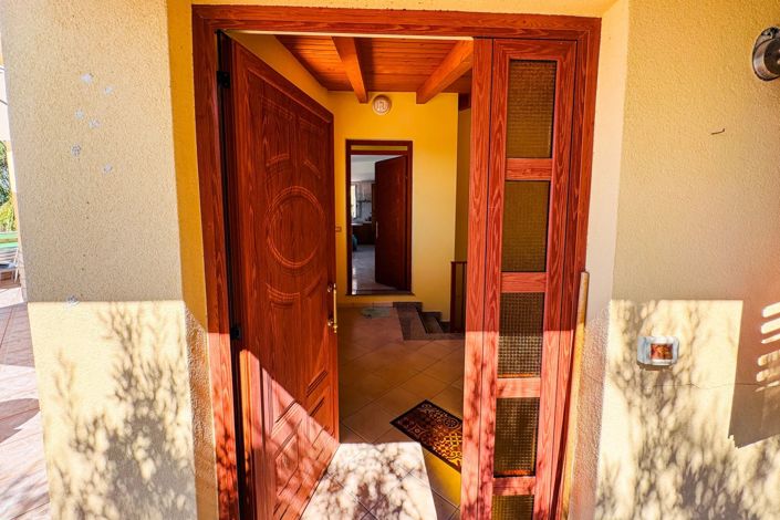 Image No.29-3 Bed Villa for sale