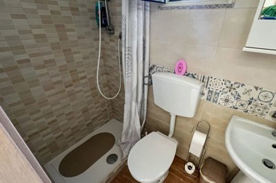 2ca21da53944283a91b37b2609486365a4937b9a1f192