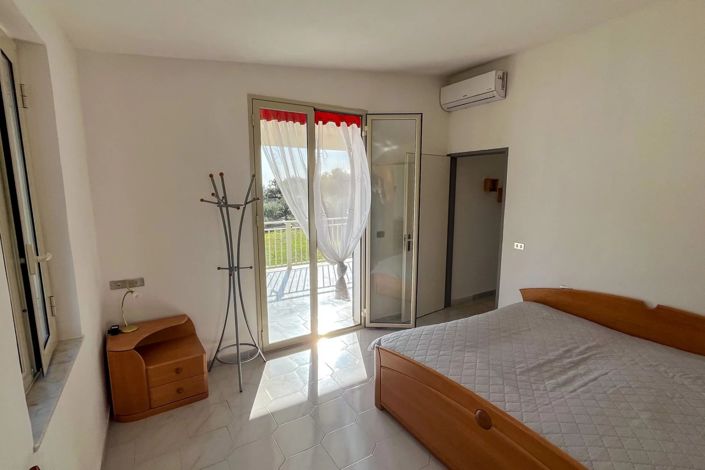 Image No.19-3 Bed Apartment for sale