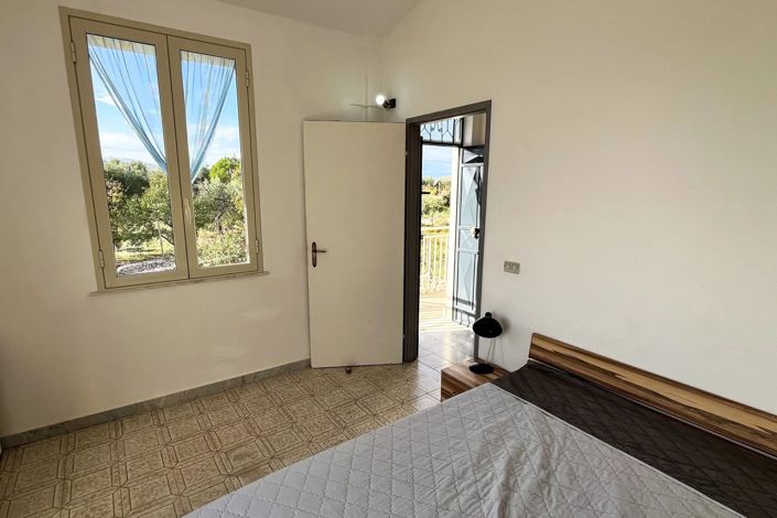 Image No.21-3 Bed Apartment for sale