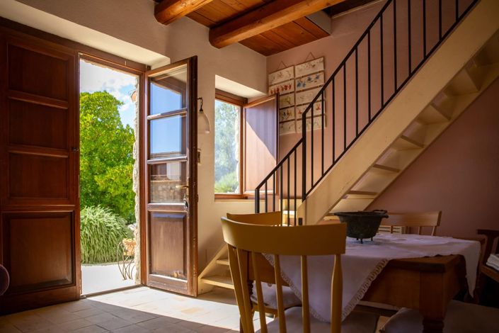 Image No.20-7 Bed Villa for sale