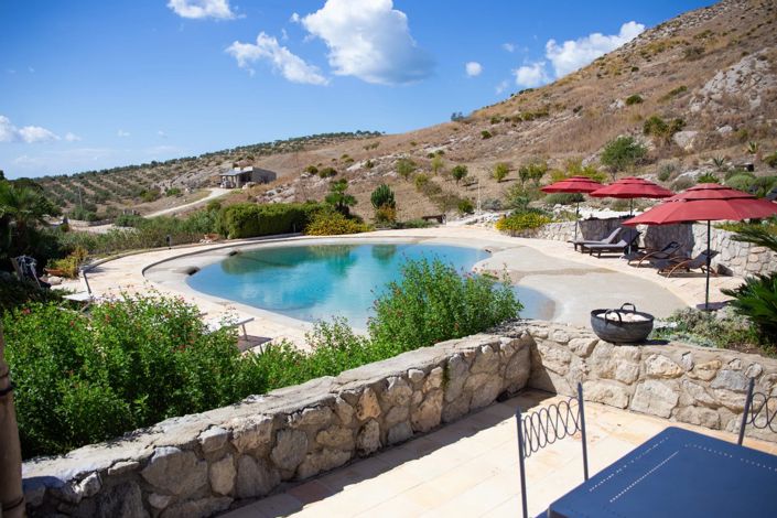 Image No.9-7 Bed Villa for sale