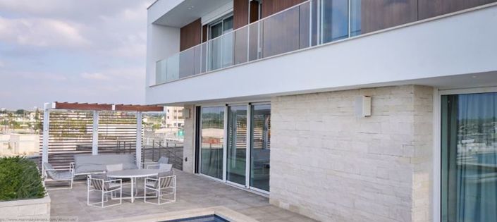 Image No.19-3 Bed Villa for sale