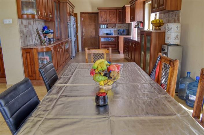 Image No.8-5 Bed Villa for sale