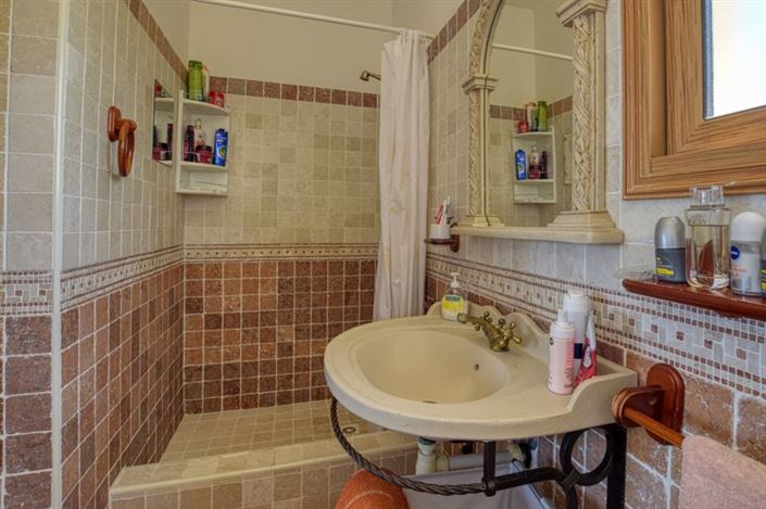 Image No.11-3 Bed Villa for sale