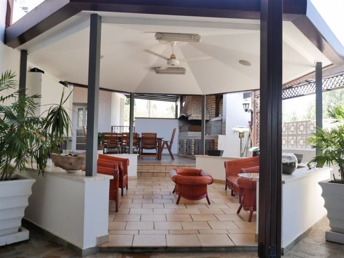 Image No.17-4 Bed Villa for sale