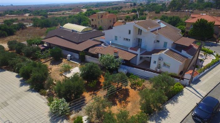 Image No.27-4 Bed Villa for sale