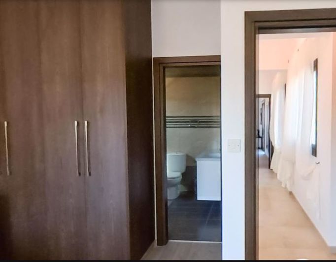 Image No.11-4 Bed Villa for sale