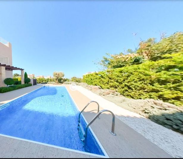 Image No.2-4 Bed Villa for sale