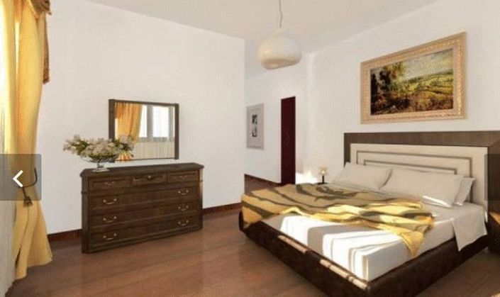 Image No.13-7 Bed Villa for sale