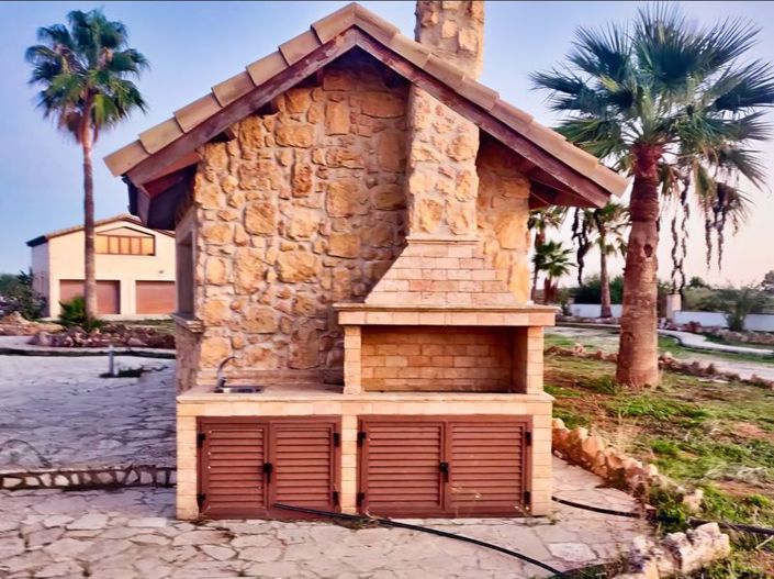 Image No.20-7 Bed Villa for sale