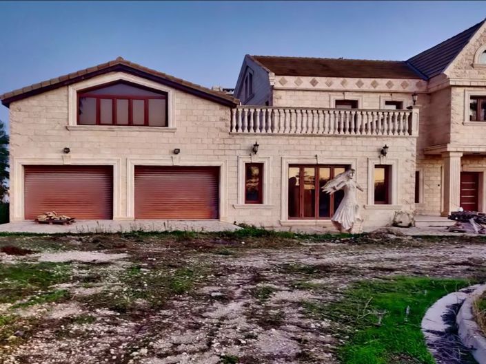 Image No.31-7 Bed Villa for sale