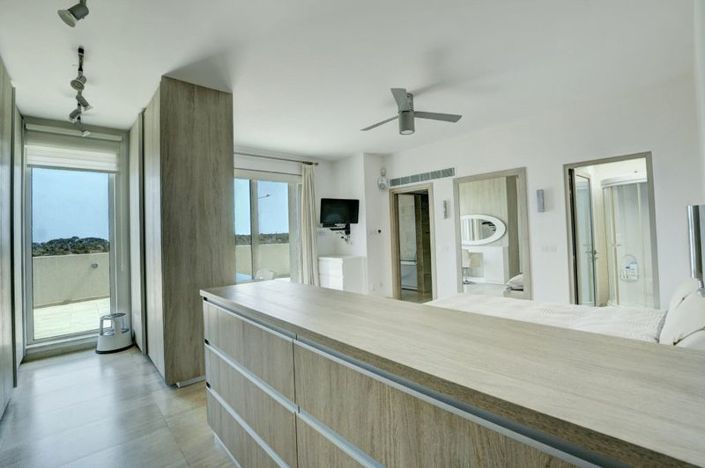 Image No.15-7 Bed Villa for sale