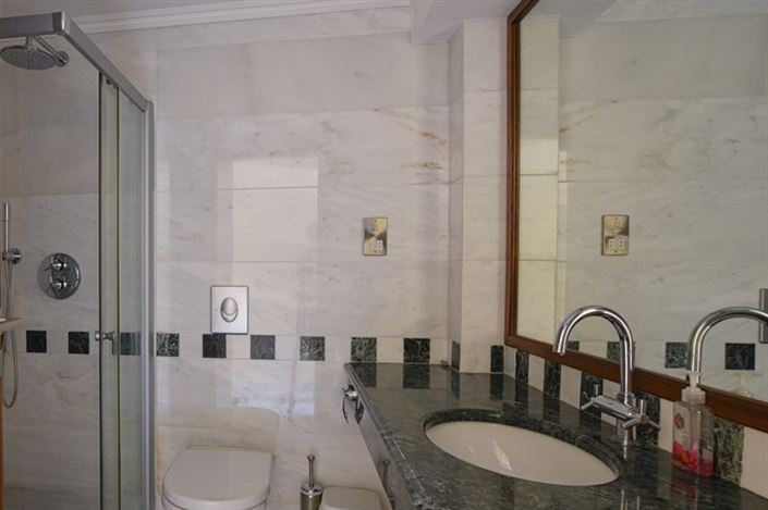 Image No.30-5 Bed Villa for sale